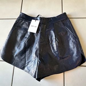 NWT GREY LAB - Navy Pleather Pleated Shorts w/pockets - size S